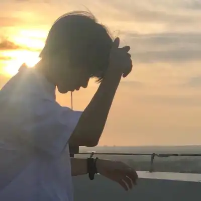晏青梦